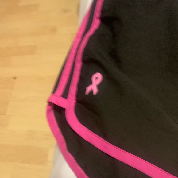 Adidas running shorts - Picture 2 of 3